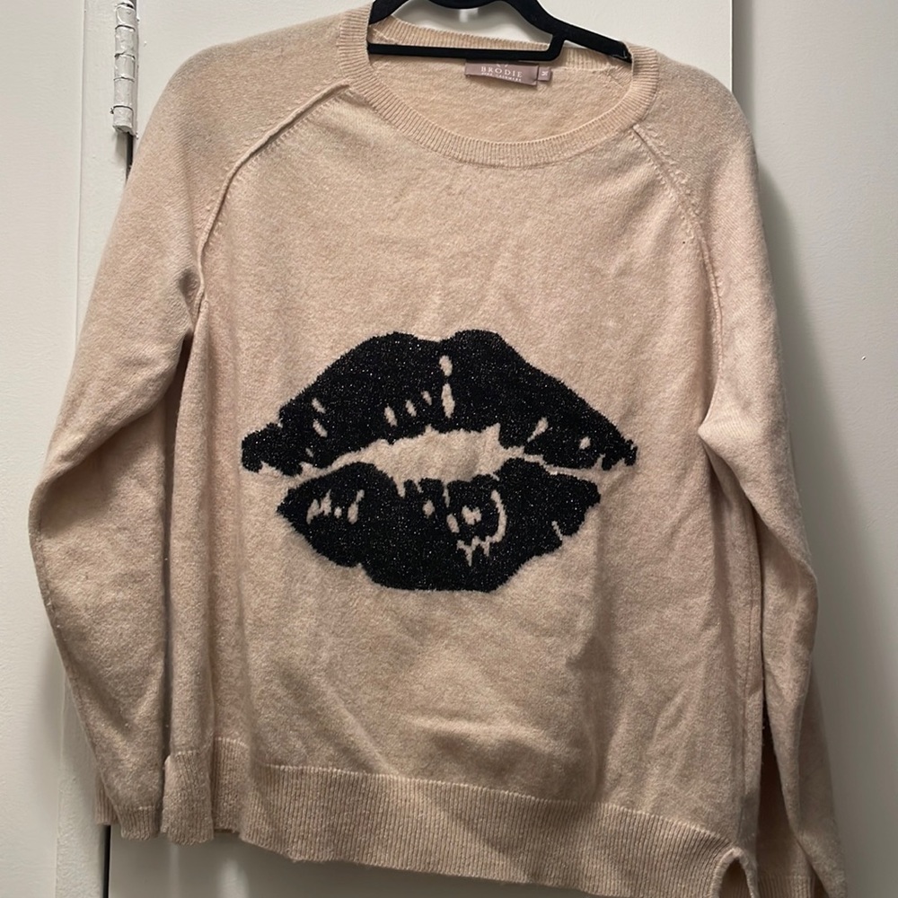 Cashmere sweater